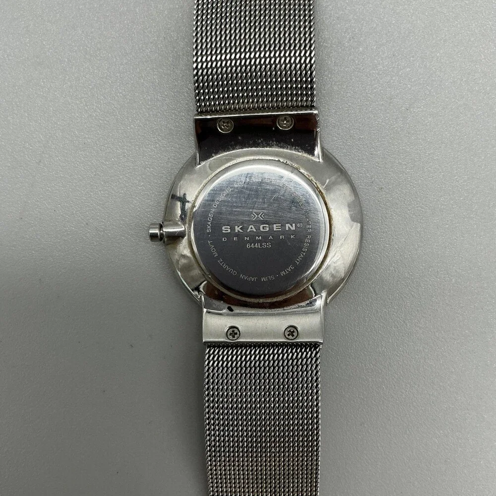 Skagen 641LSS Womens Watch 32mm MOP Dial Silver Tone Crystals Mesh New Battery